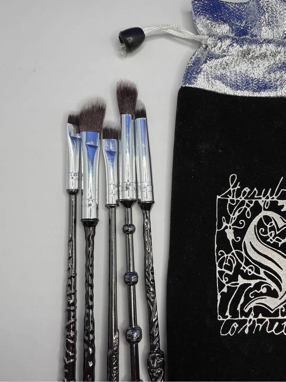 Storybook Cosmetics Wizard Wand Makeup Brush Set 5 Piece w/ Pouch